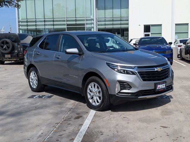 Used 2023 Chevrolet Equinox LT image 3