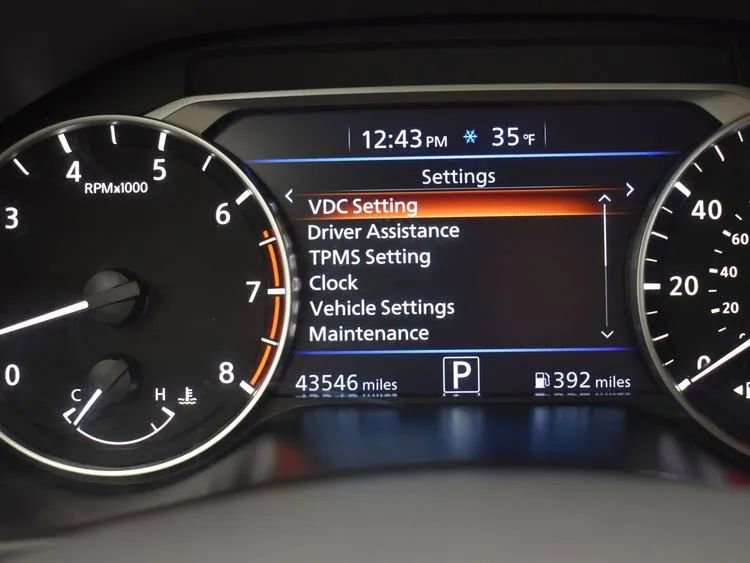 Used 2025 Nissan Altima 2.5 SV image 27