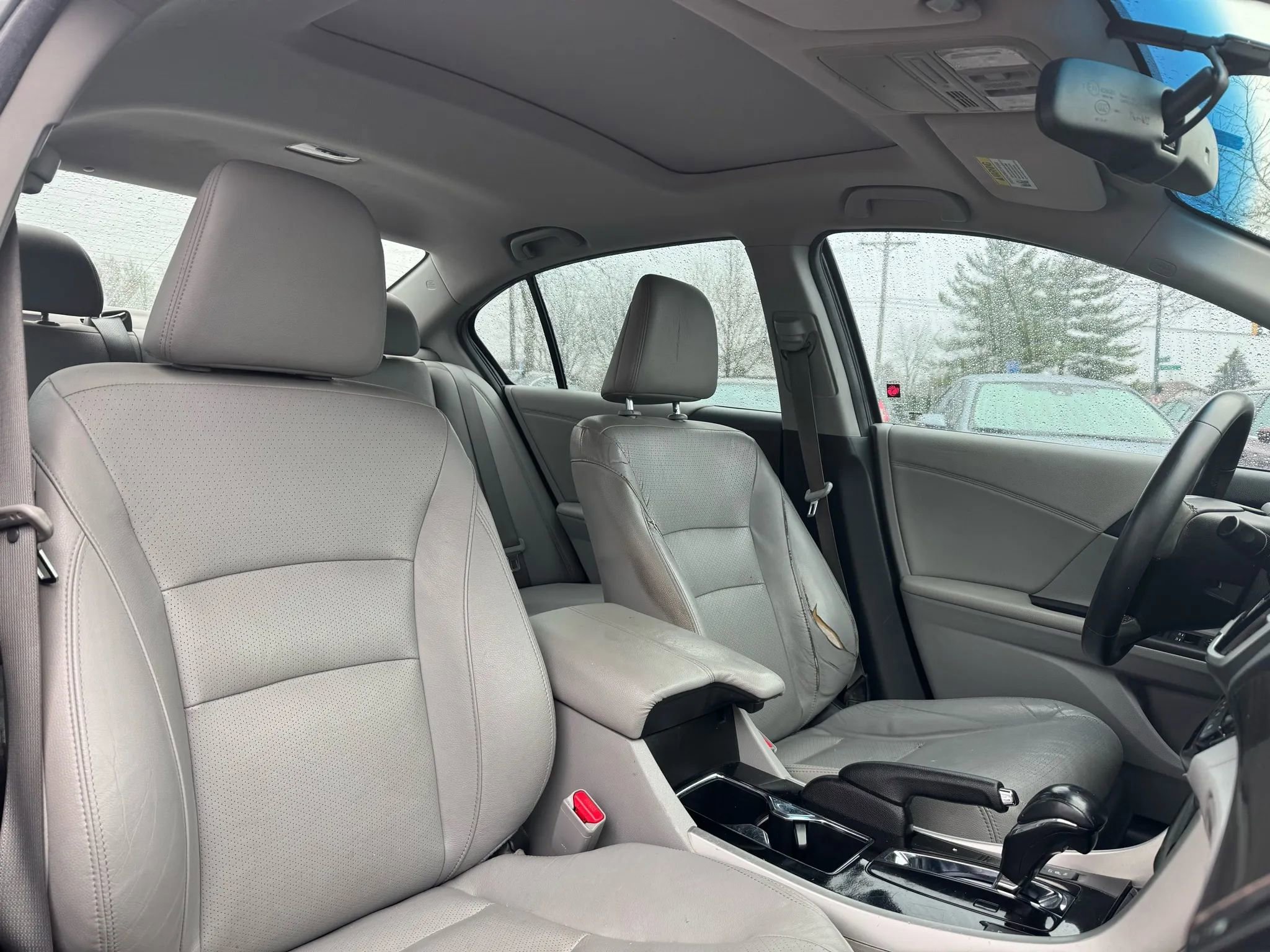 Used 2016 Honda Accord EX-L image 8