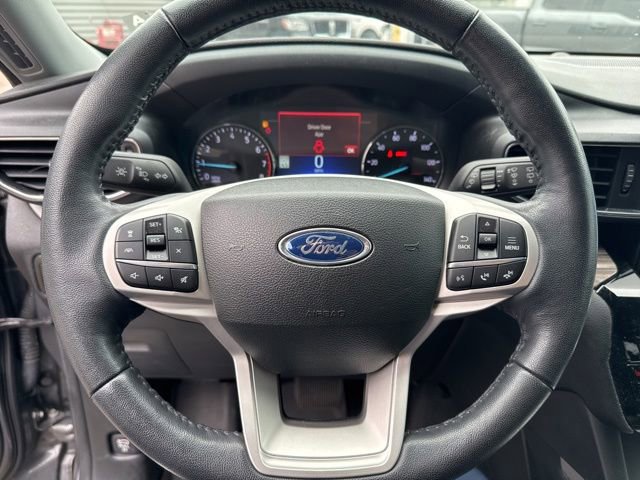 Used 2023 Ford Explorer Limited w/ Limited Technology Package RWD image 20
