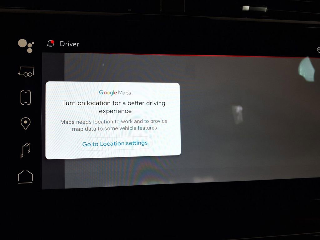 Used 2024 GMC Sierra 1500 AT4 w/ Technology Package image 12