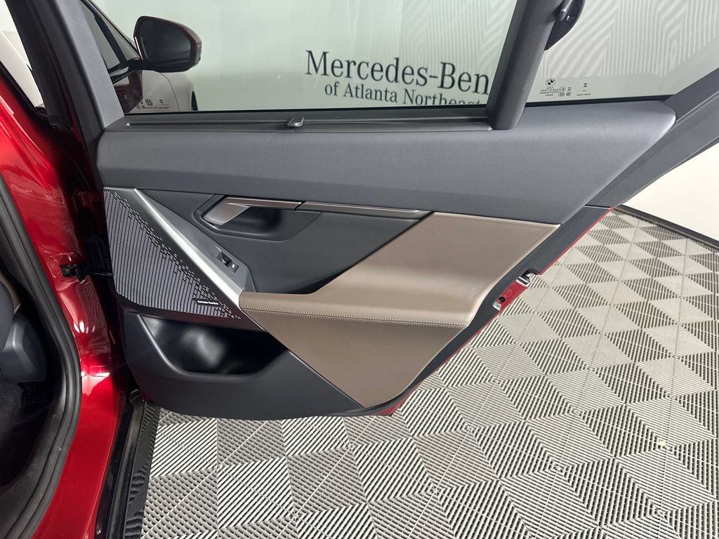 Used 2024 BMW 530i w/ Executive Package RWD image 16