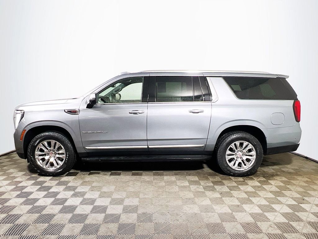 Used 2025 GMC Yukon XL Denali image 4