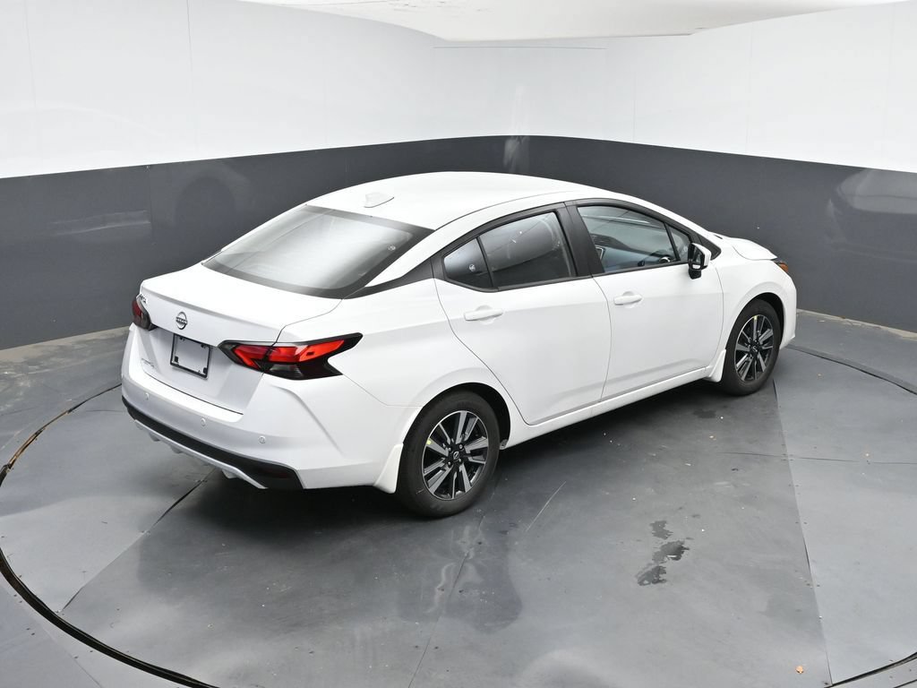 Used 2025 Nissan Versa SV w/ Trunk Package FWD image 21