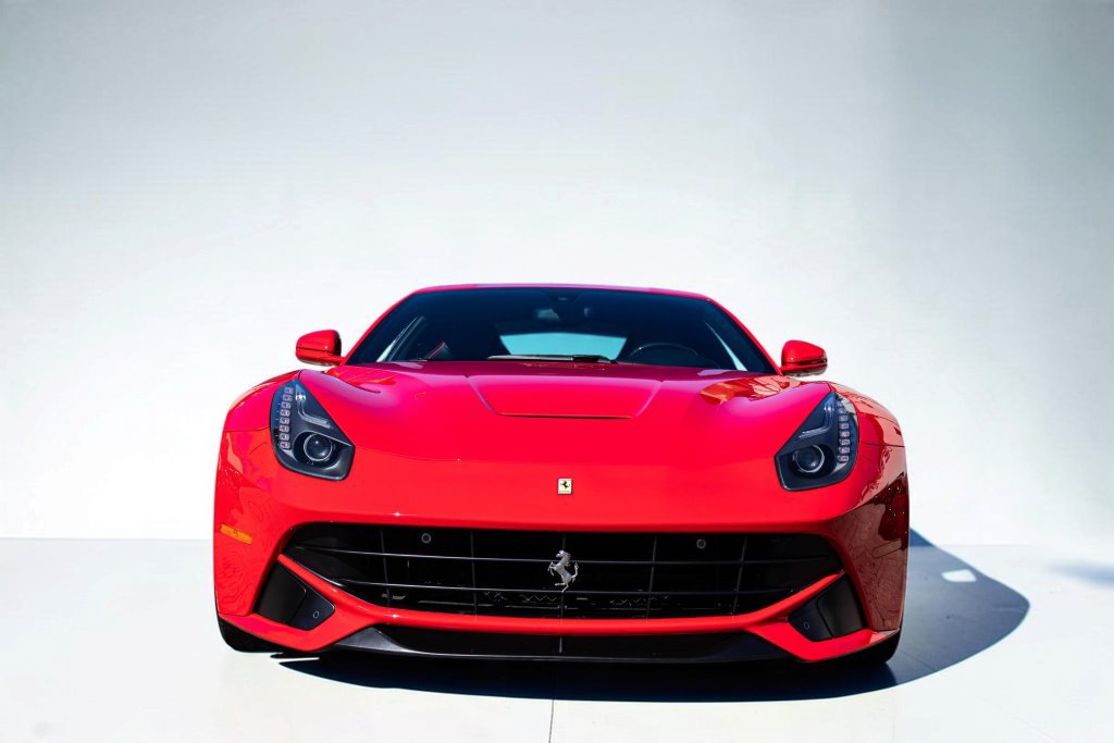 Used 2014 Ferrari F12 Berlinetta RWD image 11
