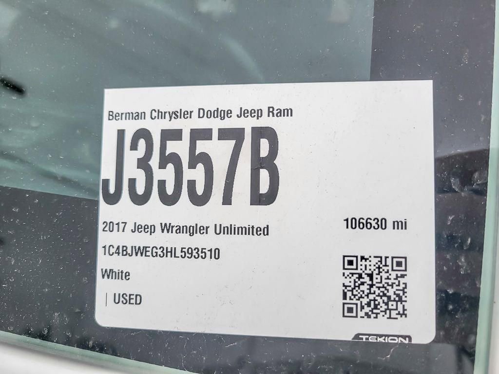 Used 2017 Jeep Wrangler Unlimited Sahara w/ Connectivity Group image 25