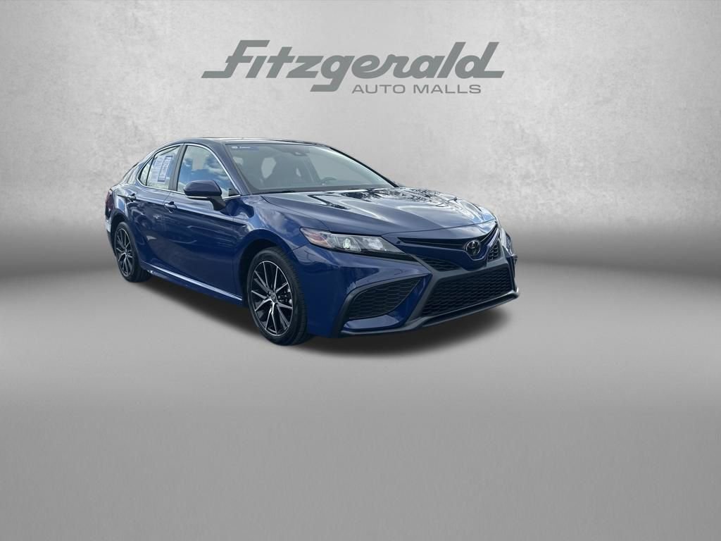 Used 2024 Toyota Camry SE