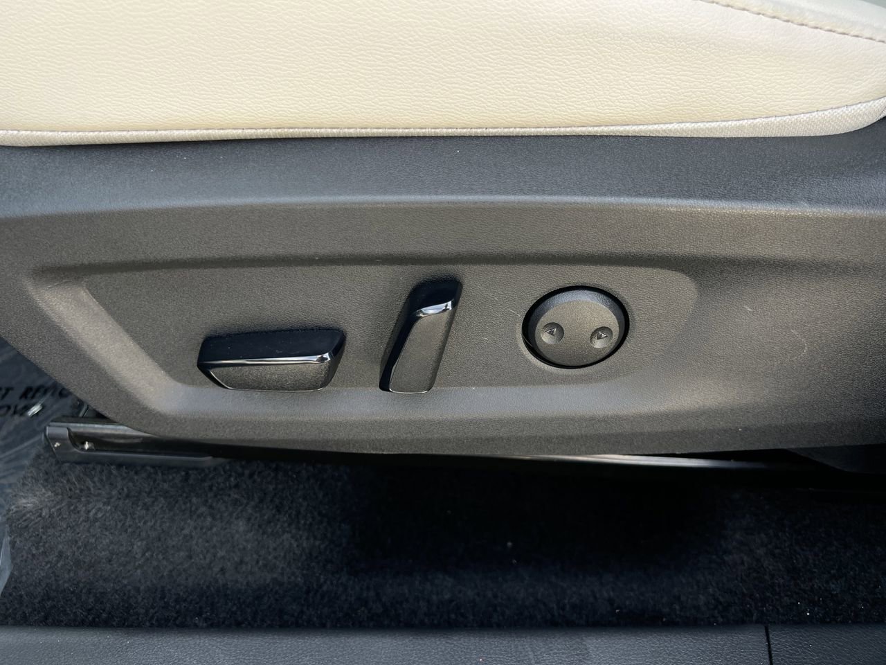 Certified 2025 Nissan Murano SL image 20