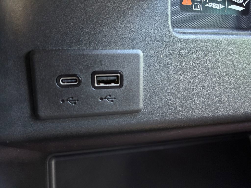 Used 2024 GMC Sierra 2500 Denali Ultimate image 6