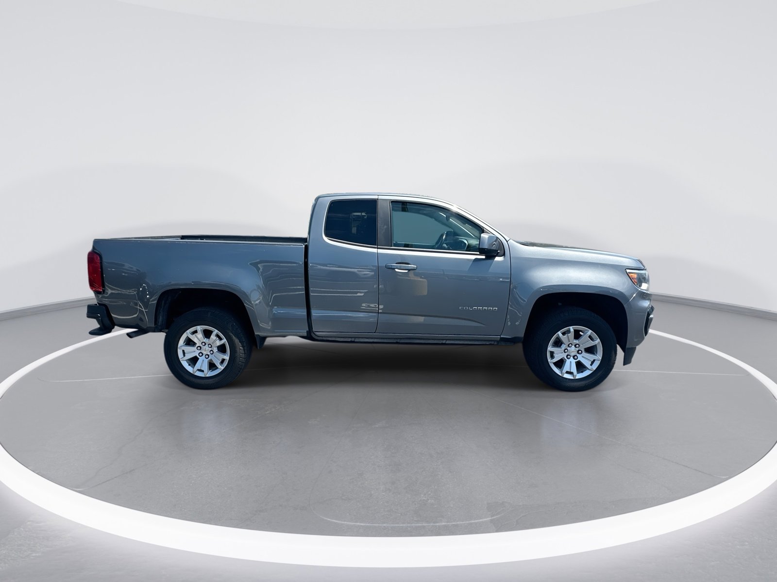 Used 2022 Chevrolet Colorado LT w/ Fleet Safety Package RWD image 10
