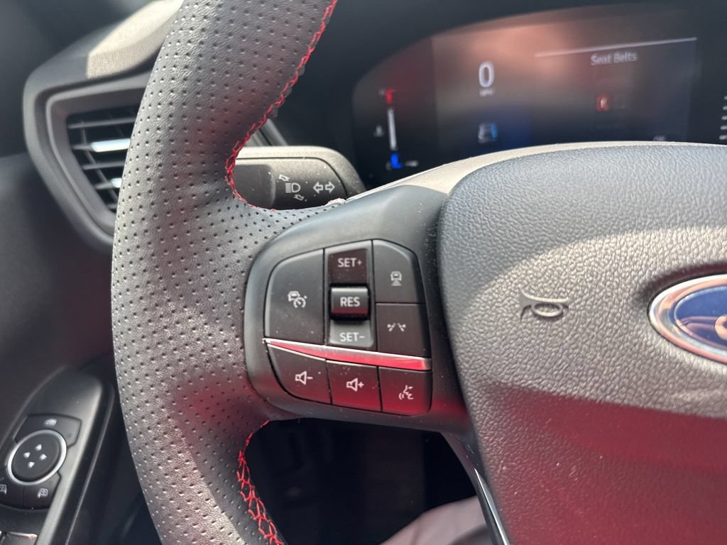 Used 2024 Ford Escape ST-Line w/ Tech Pack #1 AWD/4WD image 12