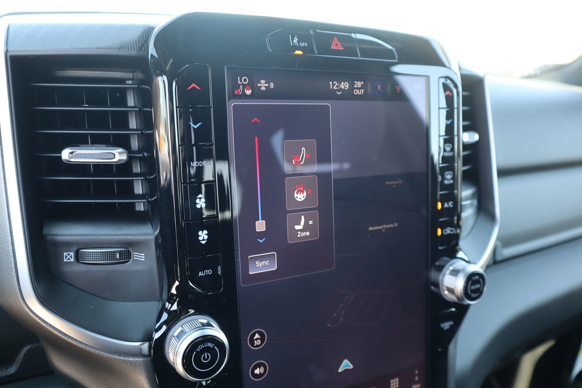 New 2026 RAM 1500 4x4 Crew Cab image 8