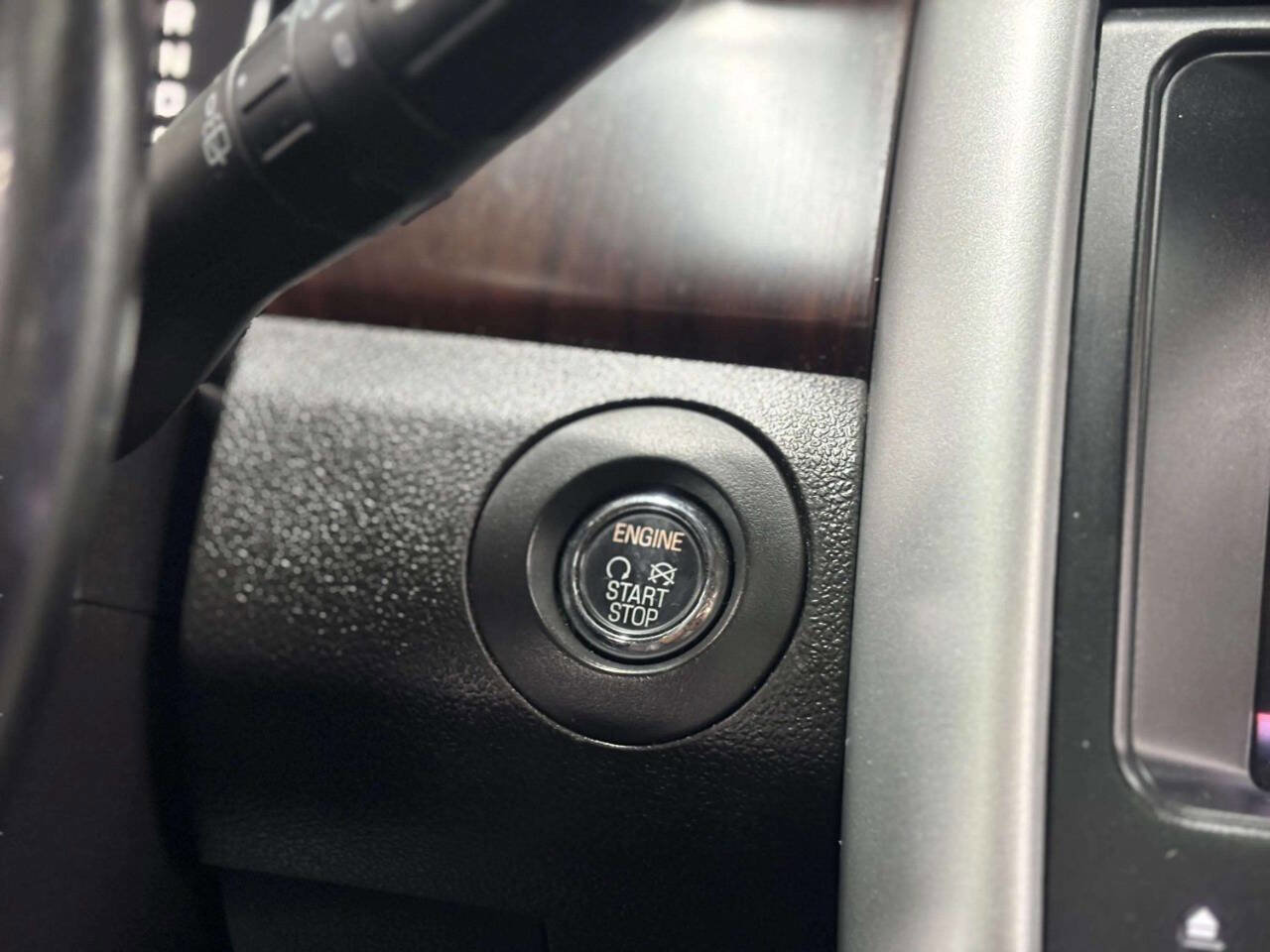 Used 2013 Ford Edge Limited image 29