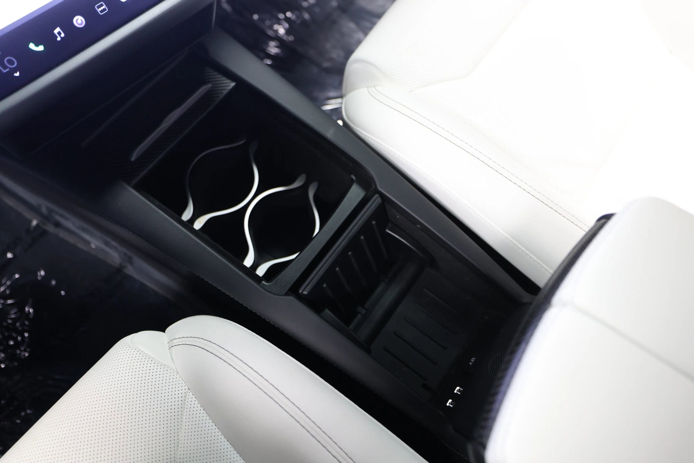 Used 2018 Tesla Model X P100D image 30