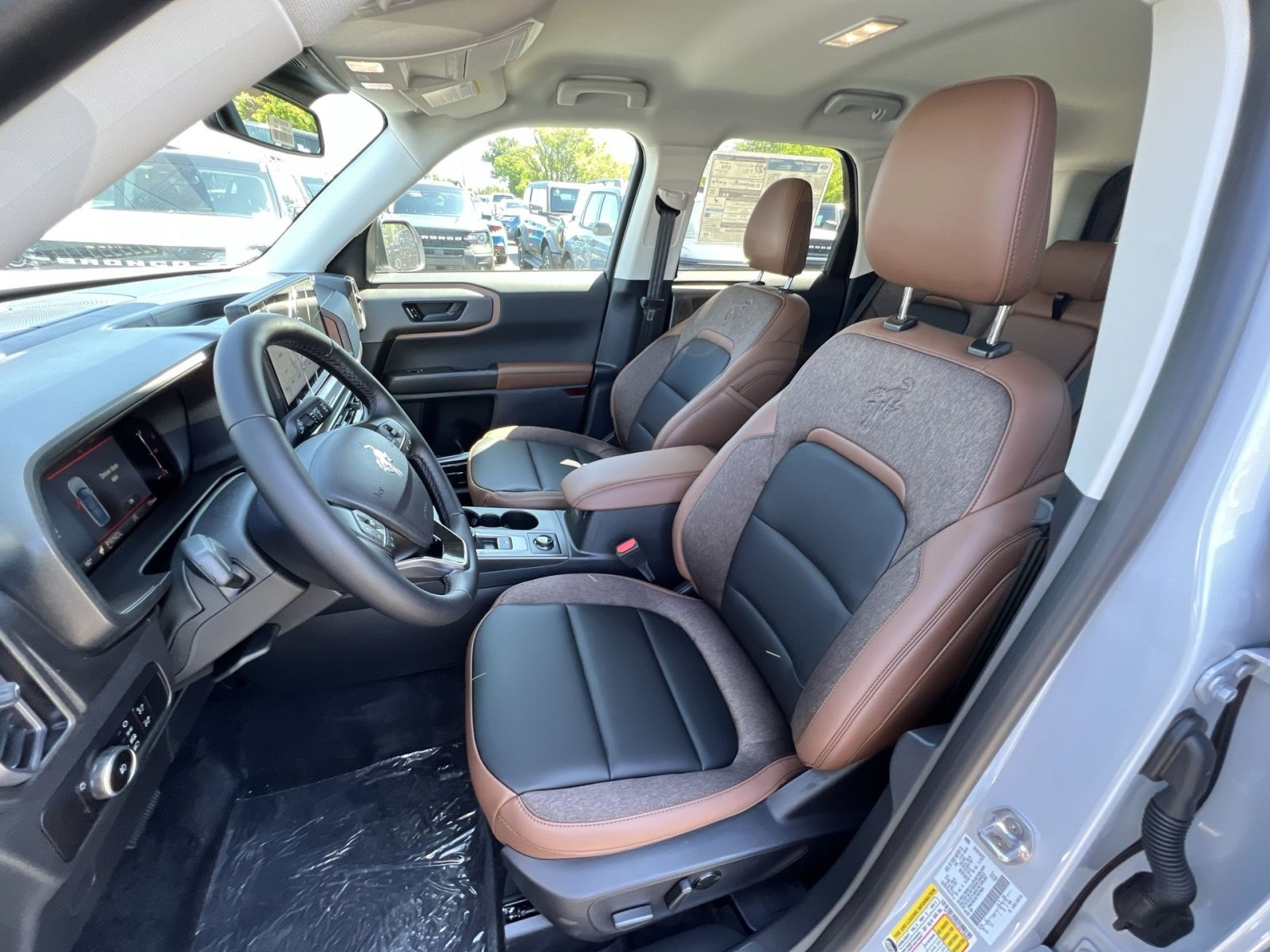 New 2026 Ford Bronco Sport Outer Banks w/ Outer Banks Tech Package+ AWD/4WD image 21