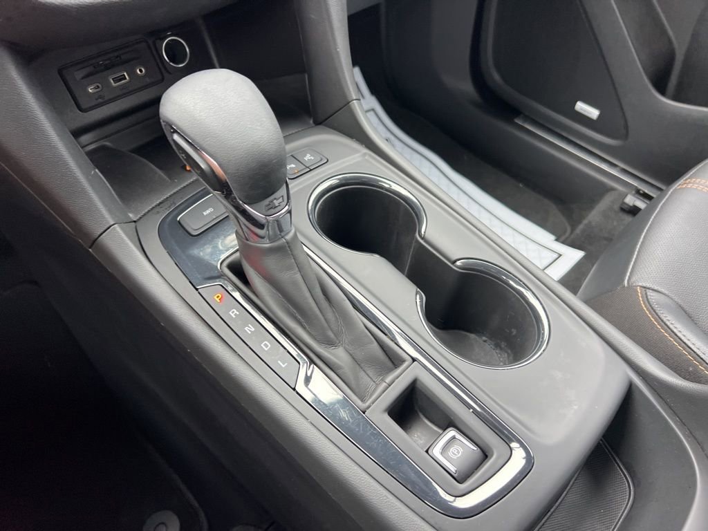 Used 2023 Chevrolet Equinox Premier image 15