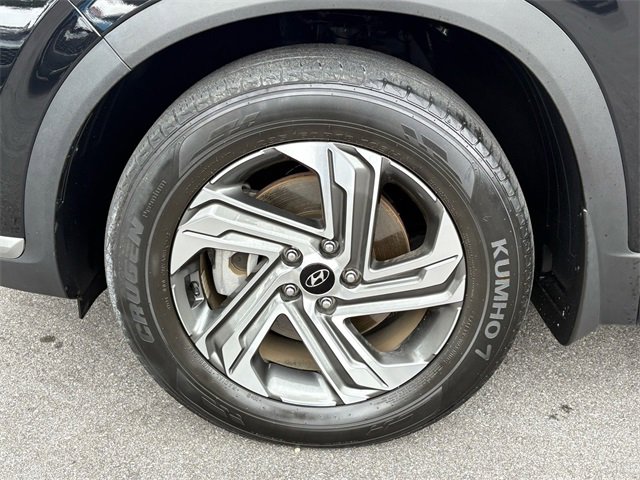 Used 2023 Hyundai Santa Fe SEL w/ Winter Weather Package image 7