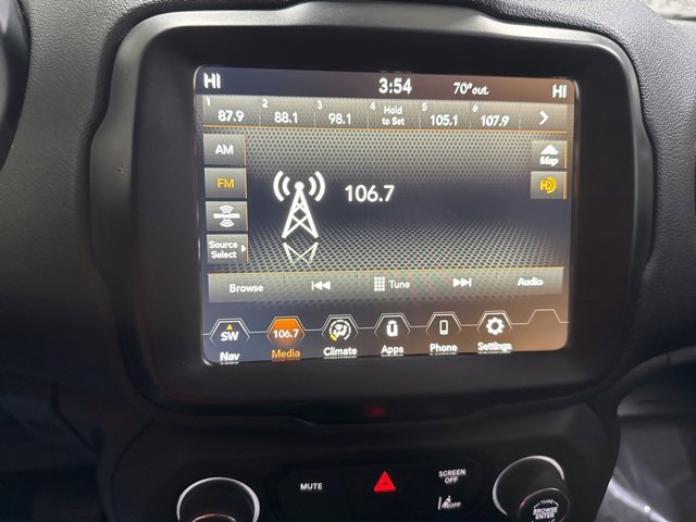 Used 2023 Jeep Renegade Latitude image 16