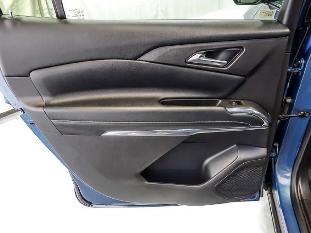 Used 2026 Chevrolet Traverse LT AWD/4WD image 28