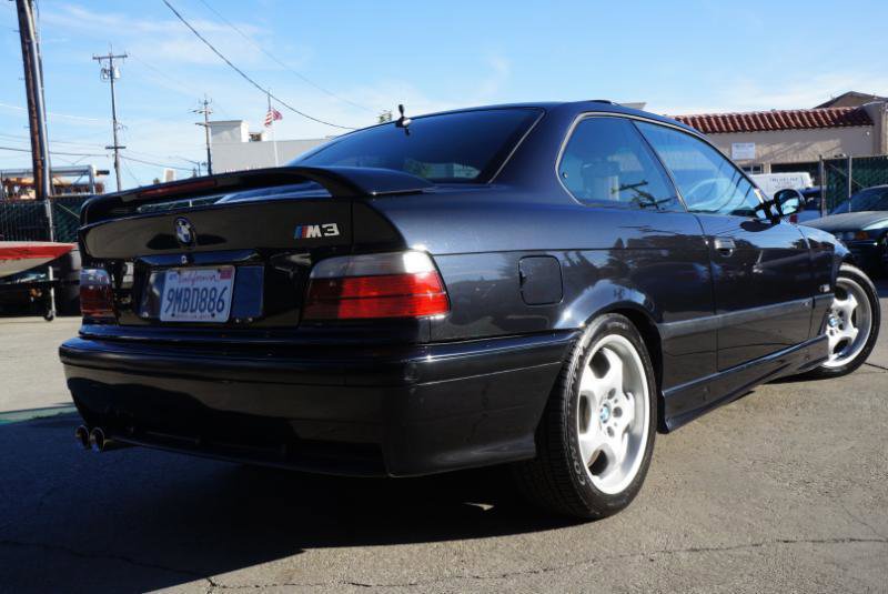 Used 1995 BMW M3 Coupe image 17
