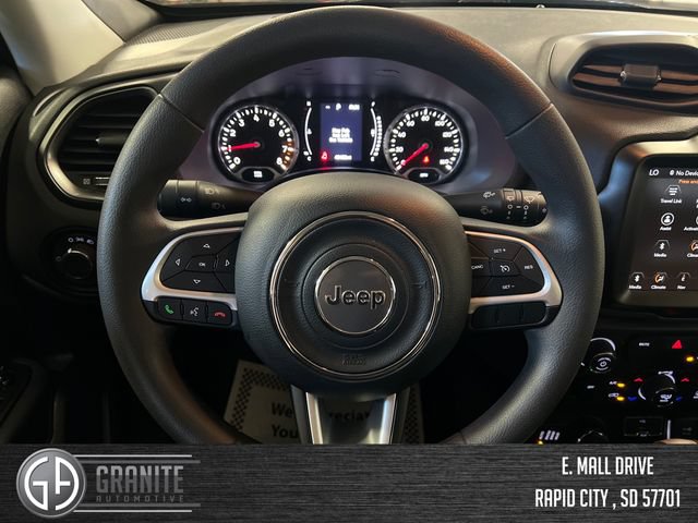Used 2023 Jeep Renegade Latitude AWD/4WD image 15