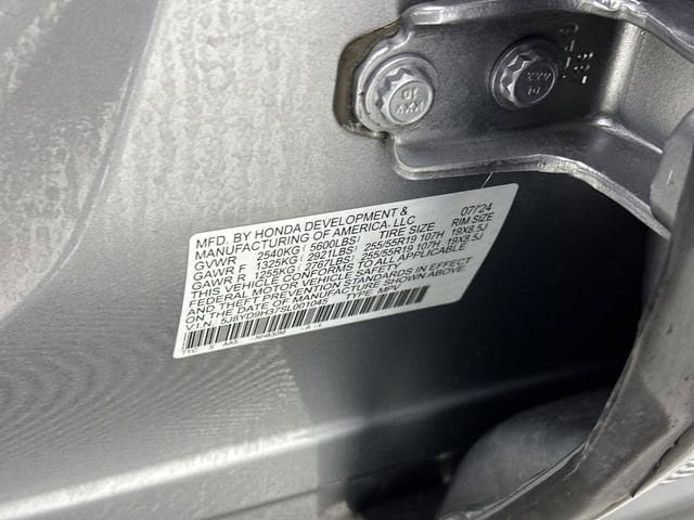 Used 2025 Acura MDX FWD image 35