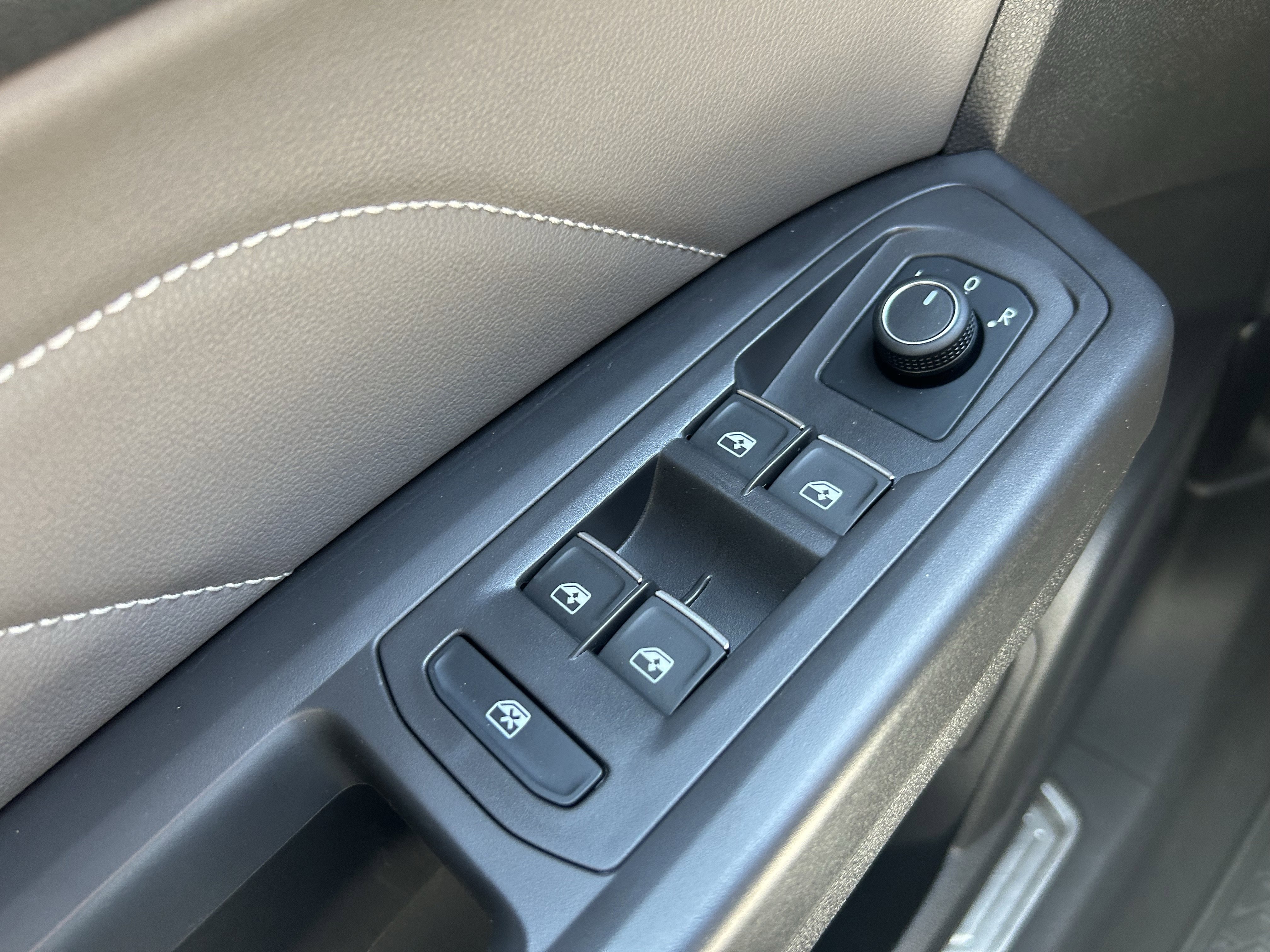 Certified 2023 Volkswagen Atlas SE w/ Panoramic Sunroof Package AWD/4WD image 20