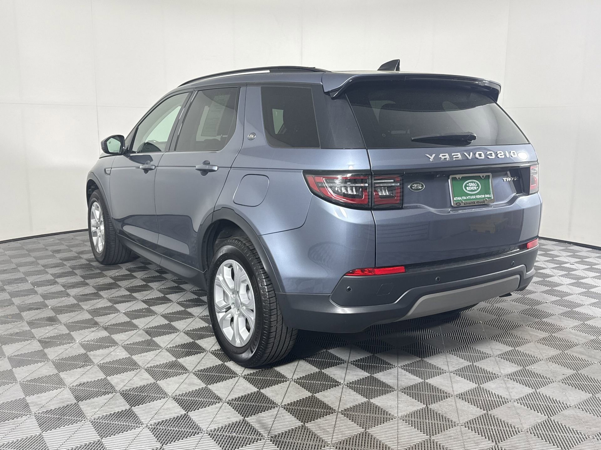 Used 2022 Land Rover Discovery Sport S image 3