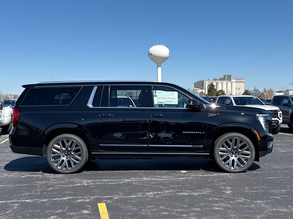 New 2026 GMC Yukon XL Denali Ultimate image 10