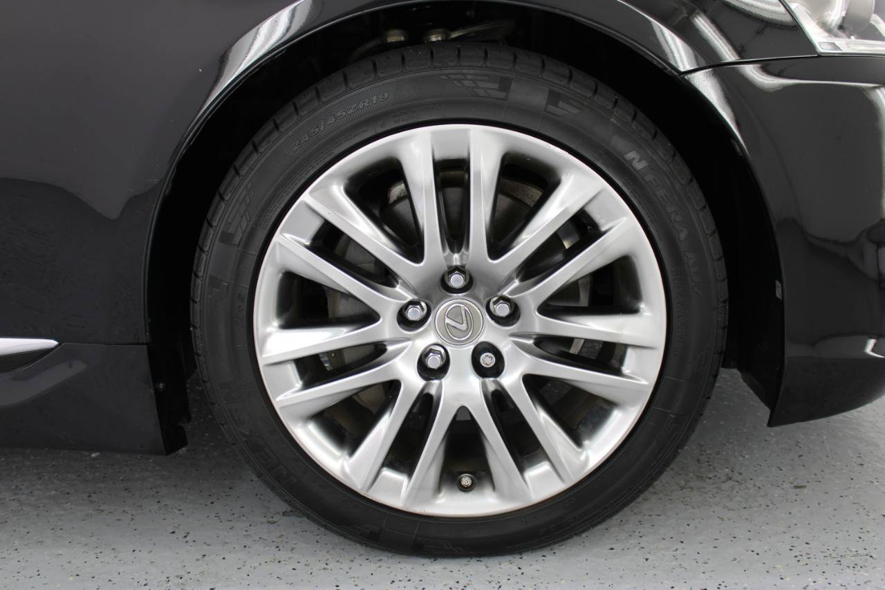 Used 2017 Lexus LS 460 w/ Comfort Package RWD image 85