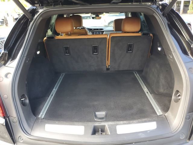 Certified 2024 Cadillac XT5 Premium Luxury w/ Technology Package FWD image 9