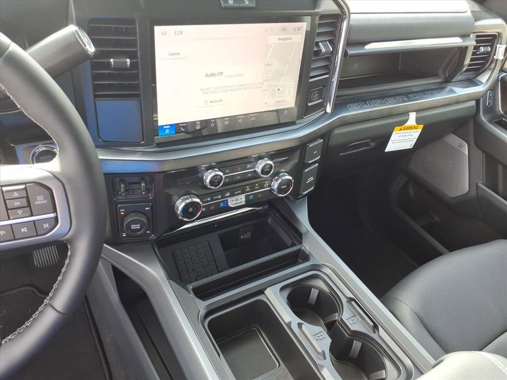 New 2026 Ford F350 Lariat w/ FX4 Off-Road Package image 16