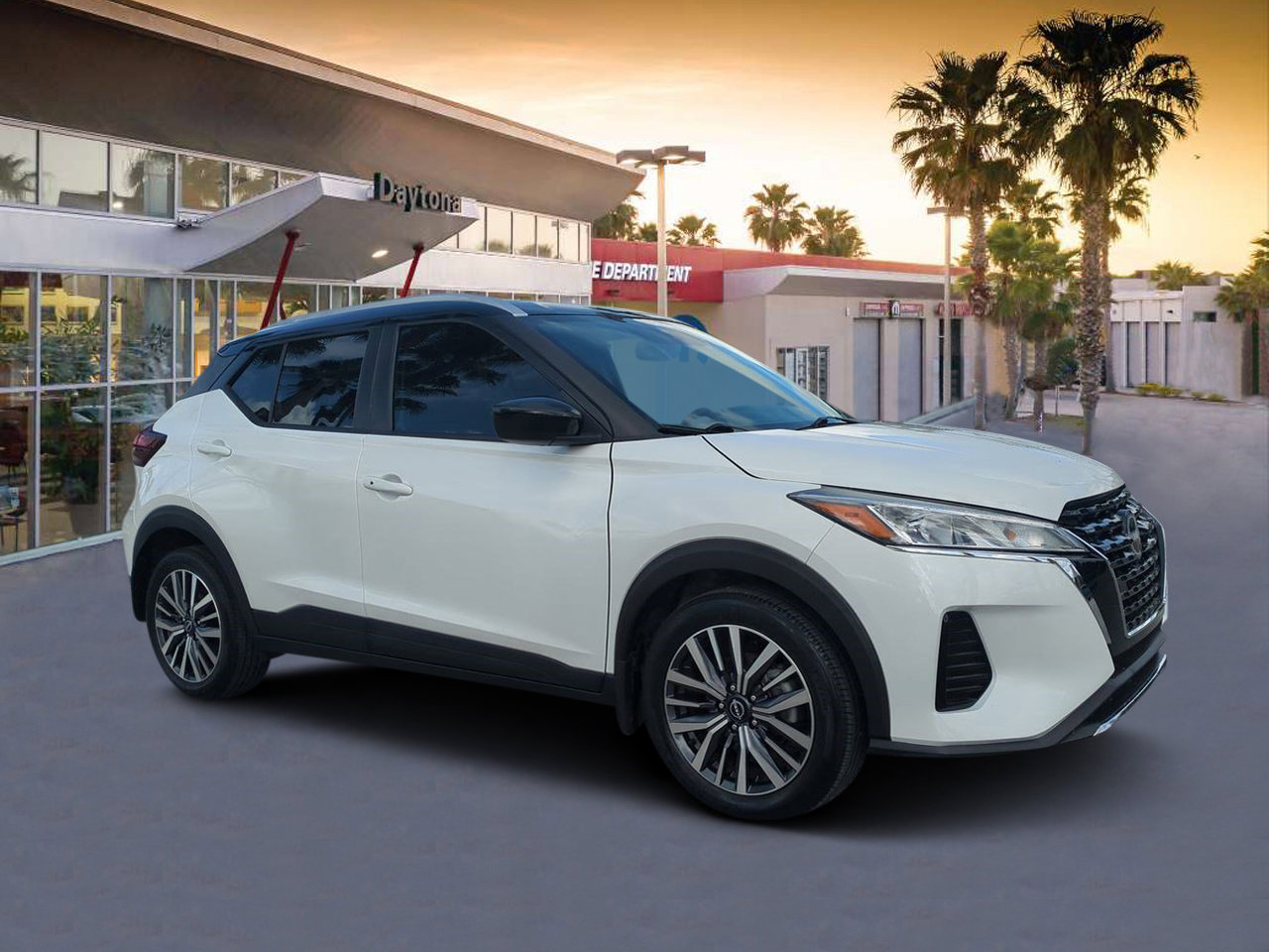 Used 2023 Nissan Kicks SV