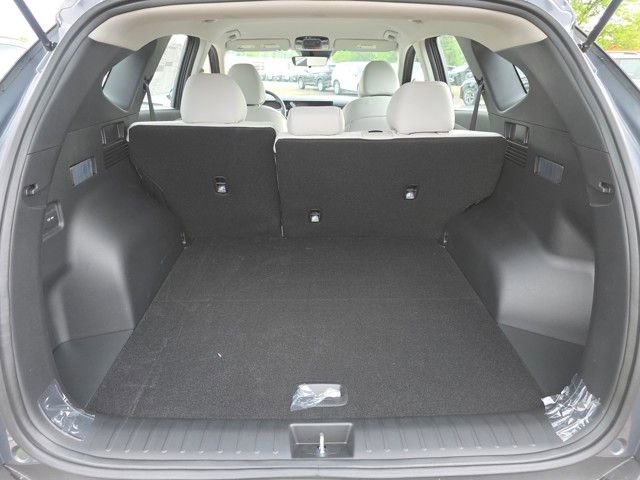 Certified 2025 Hyundai Tucson SE image 24