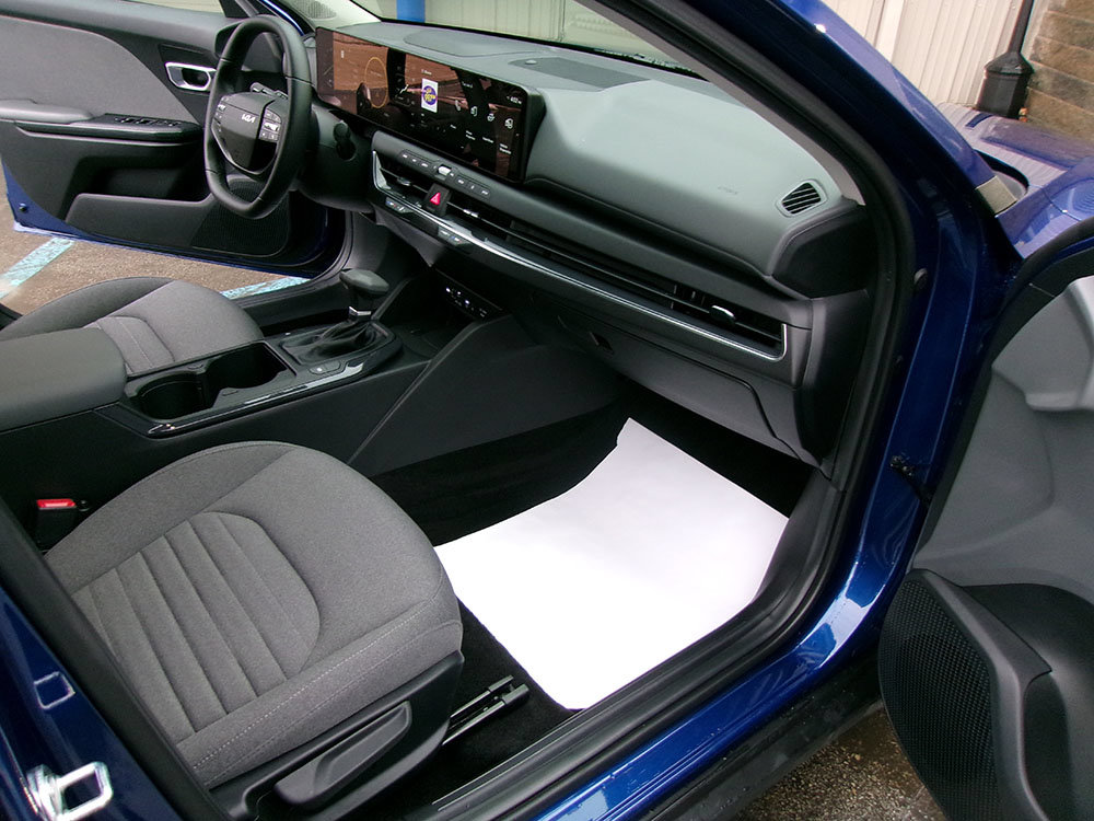 Used 2025 Kia K4 EX FWD image 11