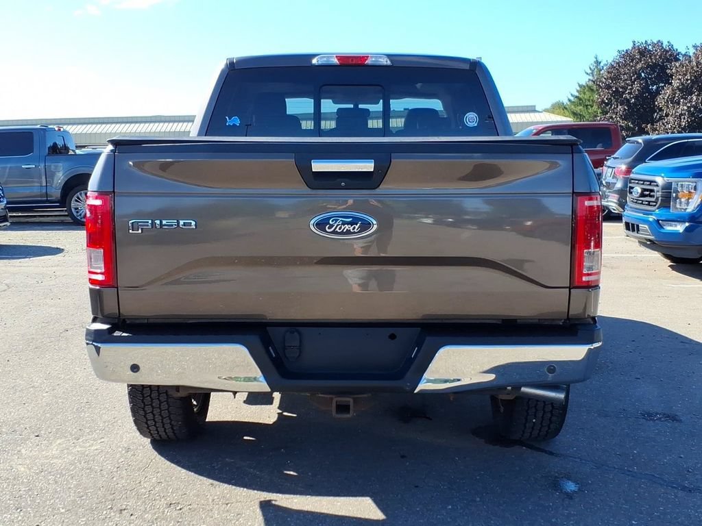 Used 2016 Ford F150 XLT w/ Equipment Group 302A Luxury AWD/4WD image 4