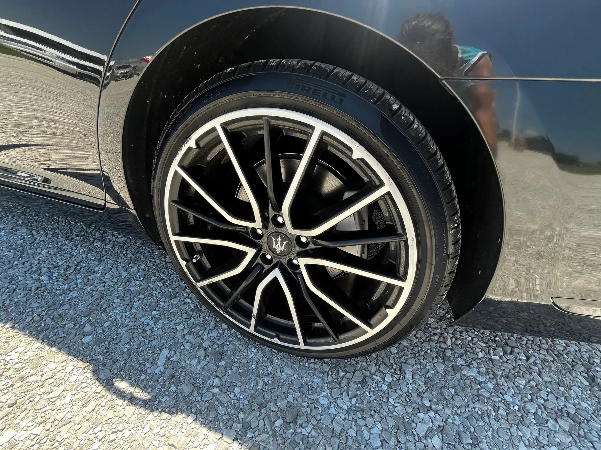 Used 2018 Genesis G90 5.0 Ultimate AWD/4WD image 28