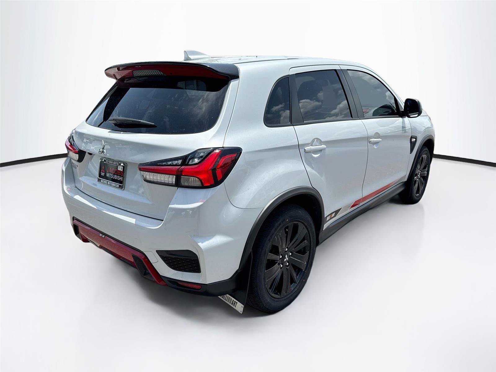 Used 2024 Mitsubishi Outlander Sport AWD image 5