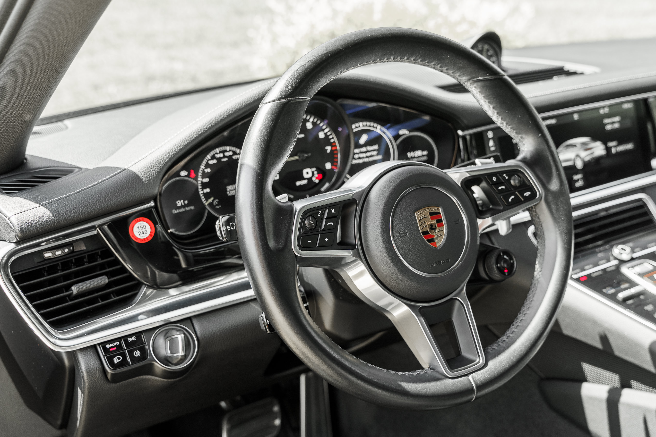 Used 2020 Porsche Panamera 4 AWD/4WD image 10