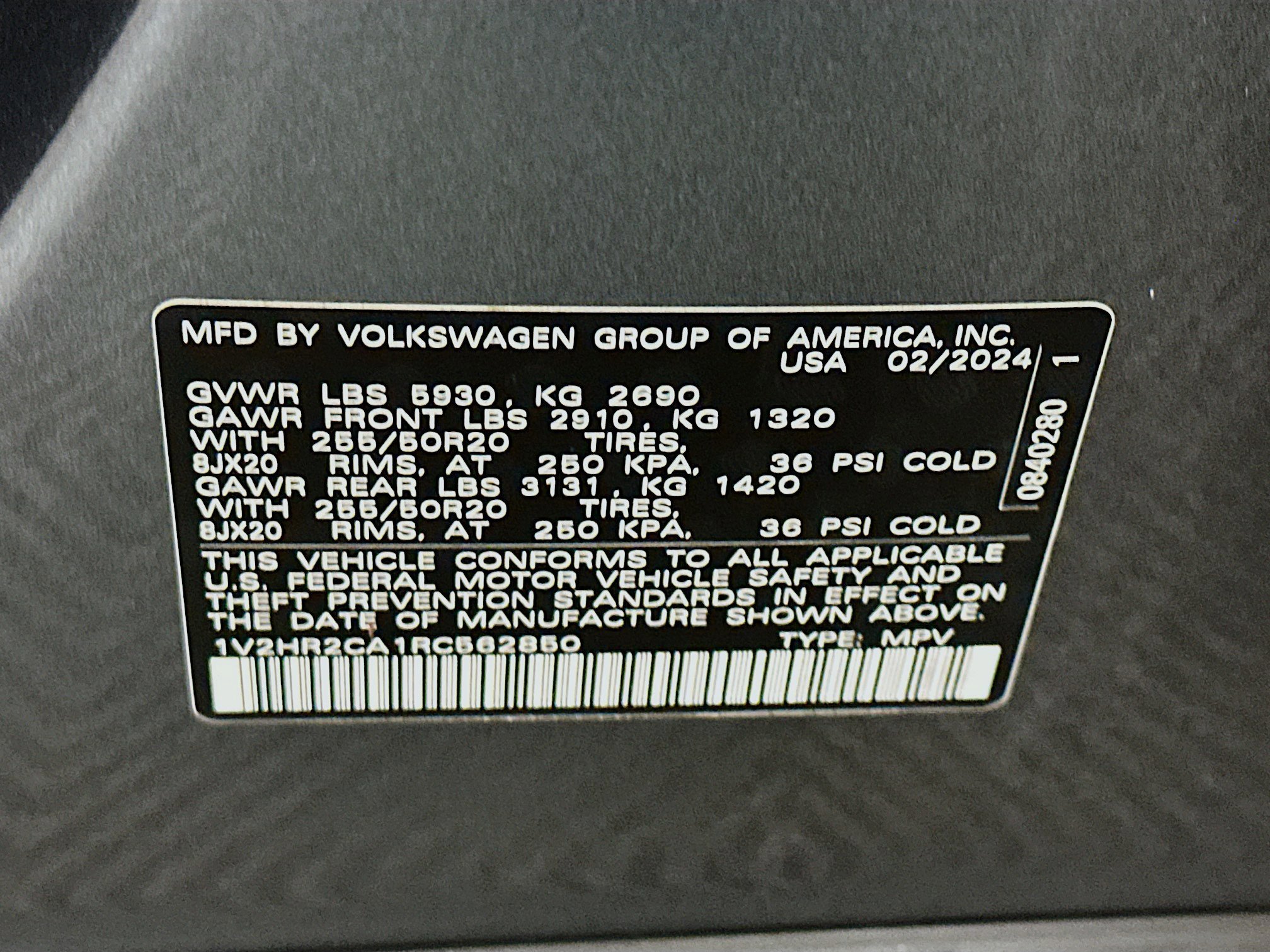 Used 2024 Volkswagen Atlas SE image 12