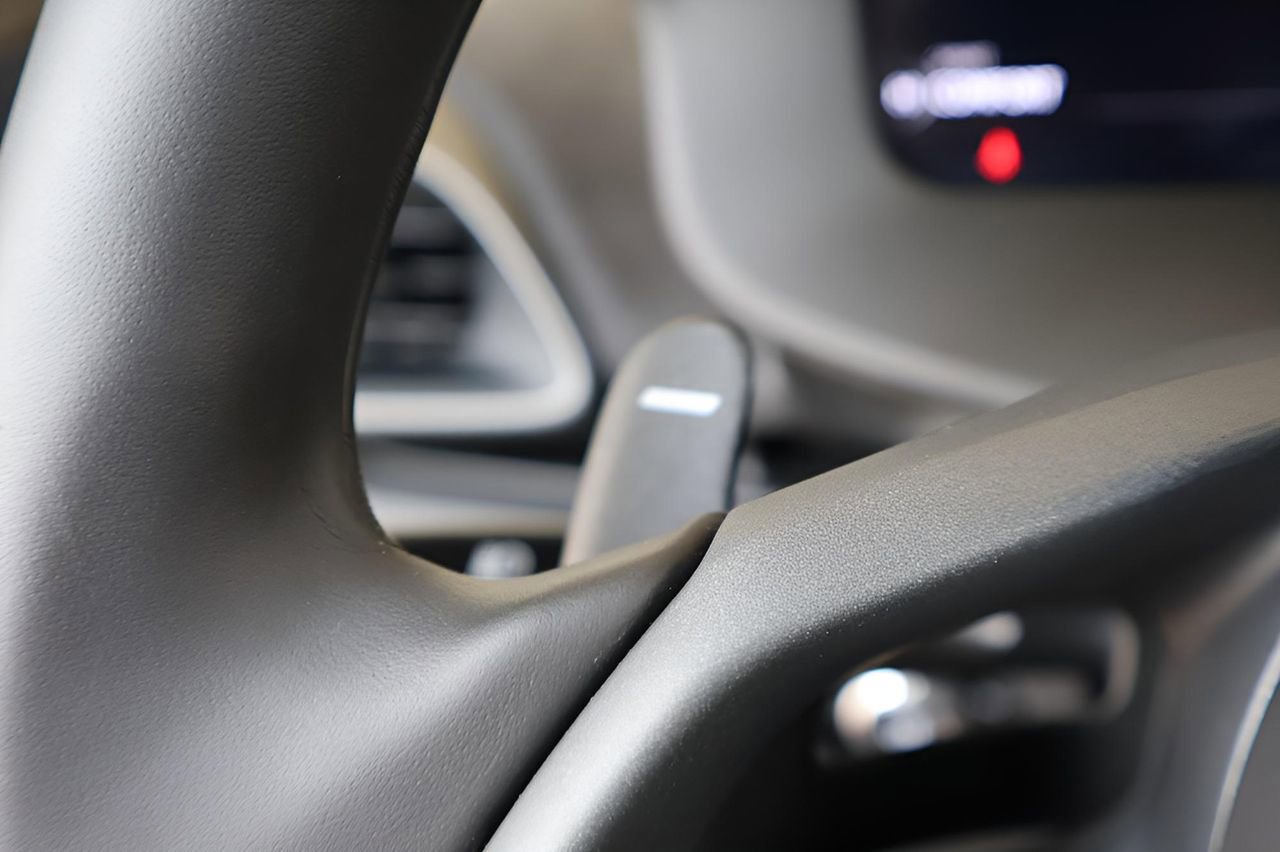 New 2026 McLaren Artura image 19