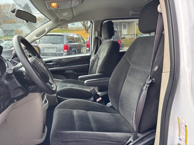 Used 2016 Dodge Grand Caravan SE w/ Quick Order Package 29E SE image 14