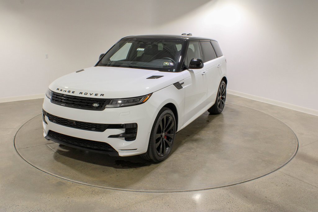 New 2025 Land Rover Range Rover Sport Dynamic SE