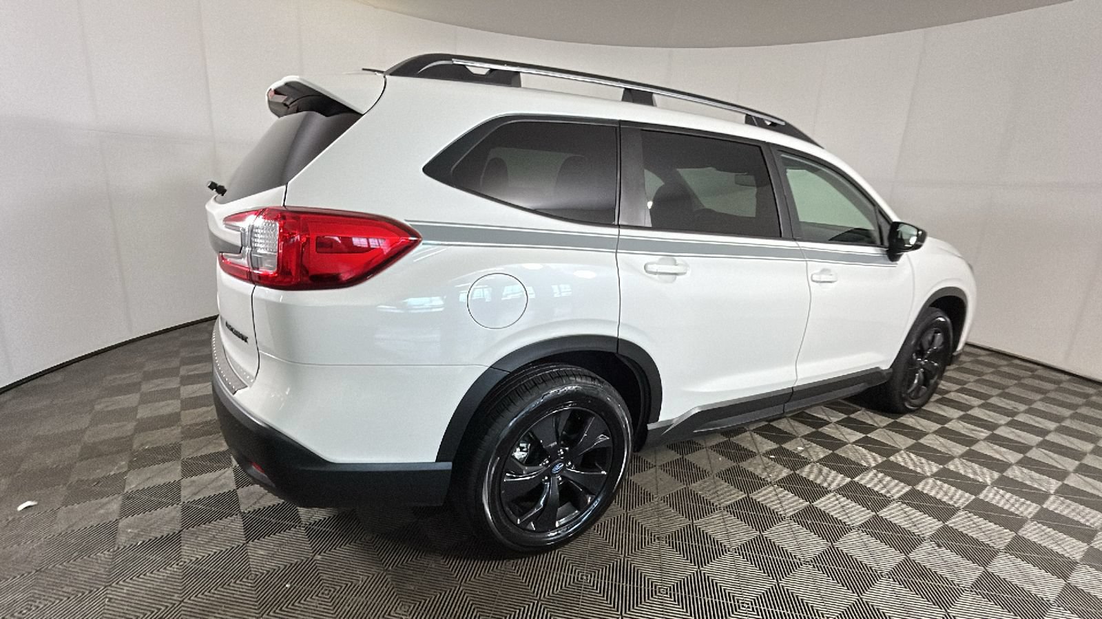 Used 2026 Subaru Ascent Premium AWD/4WD image 3