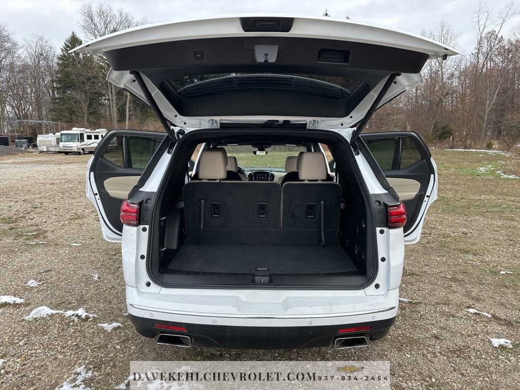 Used 2023 Chevrolet Traverse Premier image 27