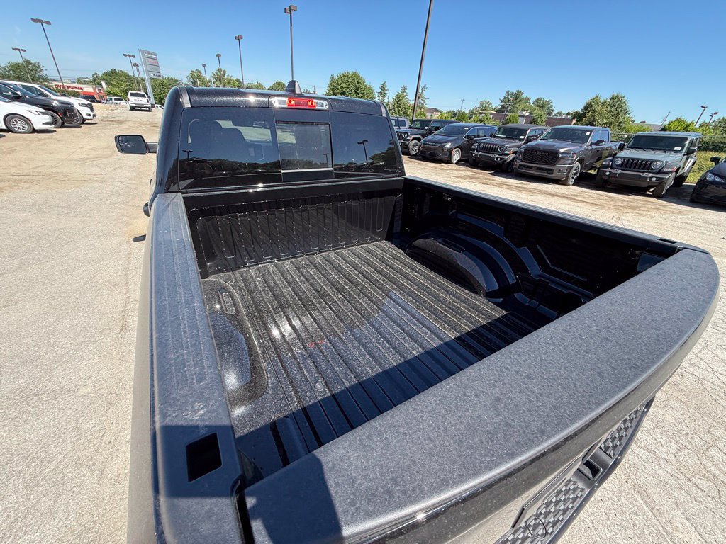 New 2026 RAM 1500 Express AWD/4WD image 8