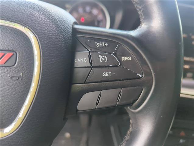 Used 2016 Dodge Challenger SXT RWD image 15
