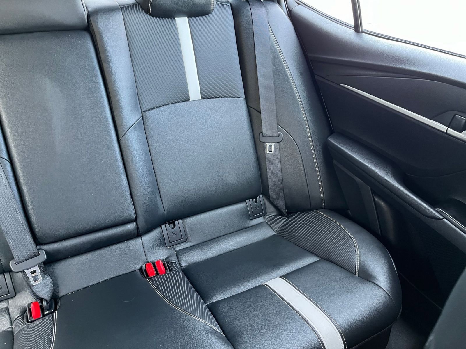 Used 2025 Toyota Camry SE FWD image 34