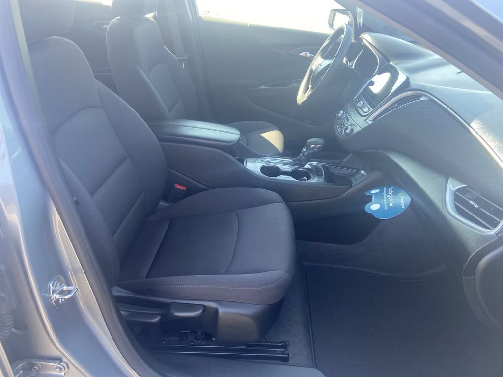 Used 2024 Chevrolet Malibu LT FWD image 26