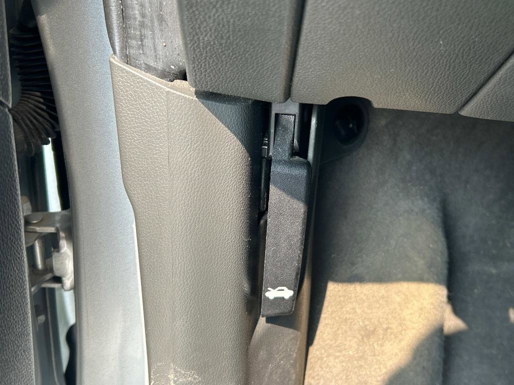 Used 2015 Chevrolet Spark LT image 17